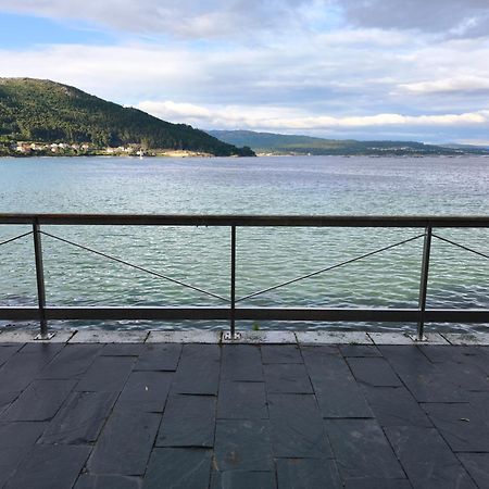 Muros Sobre El Mar Exterior foto